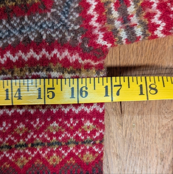 Cozy & Classic Eddie Bauer Fair Isle Cardigan - Picture 8 of 9